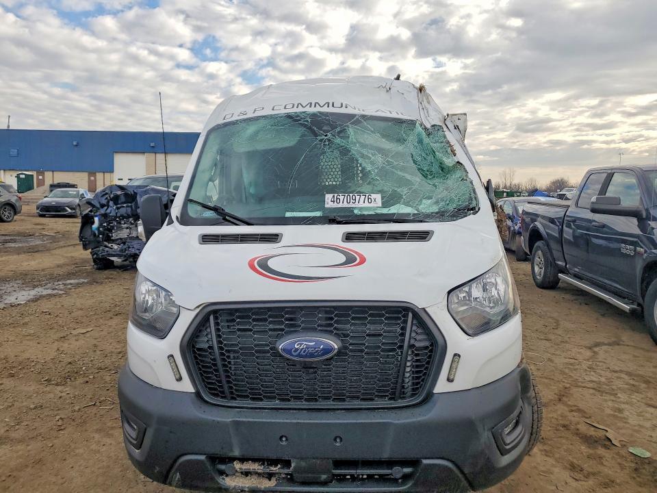 2021 Ford Trans 150 Utility / Service Van