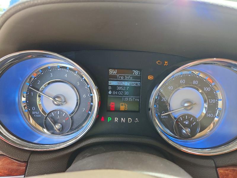 2011 Chrysler 300 Limited