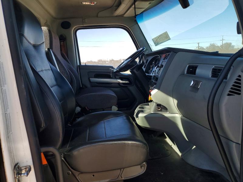 2021 Kenworth T680 Semi Truck