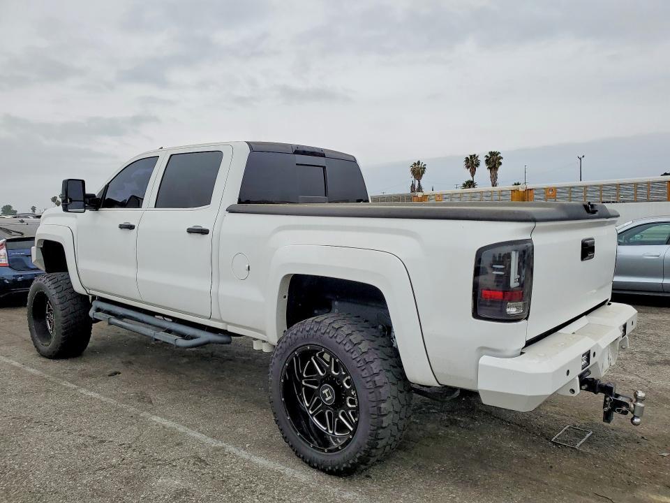 2015 GMC Sierra K3500 Denali