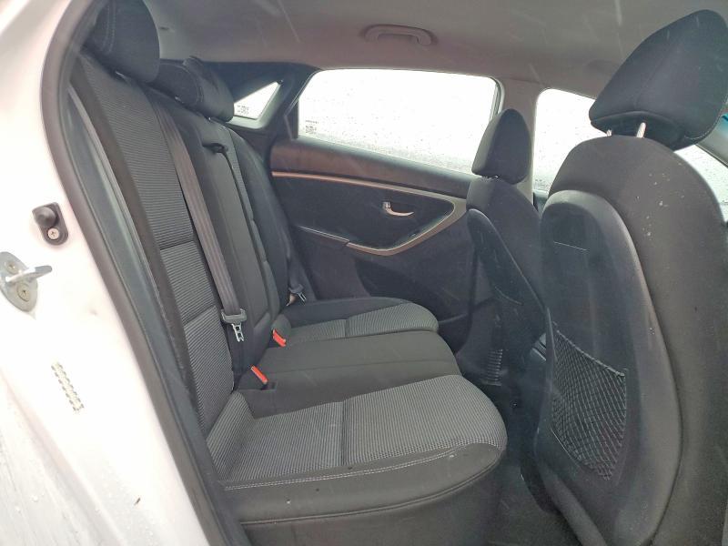 2016 Hyundai Elantra gt Base