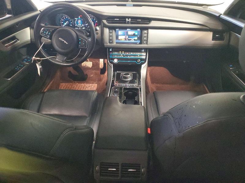 2017 Jaguar Xf Premium