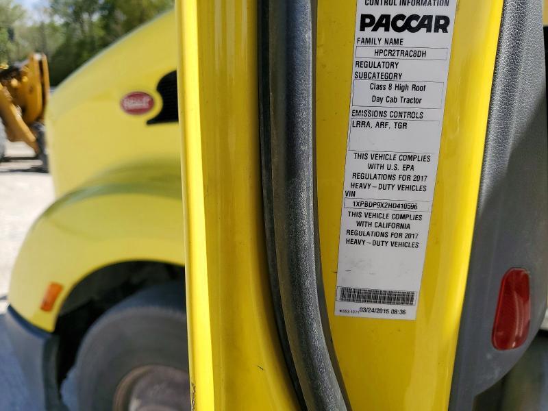 2017 Peterbilt 579 Semi Truck