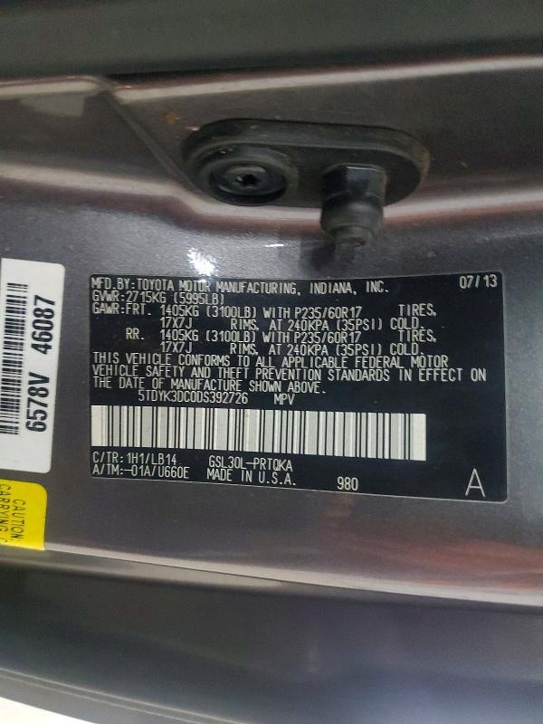 2013 Toyota Sienna xle 8-passenger
