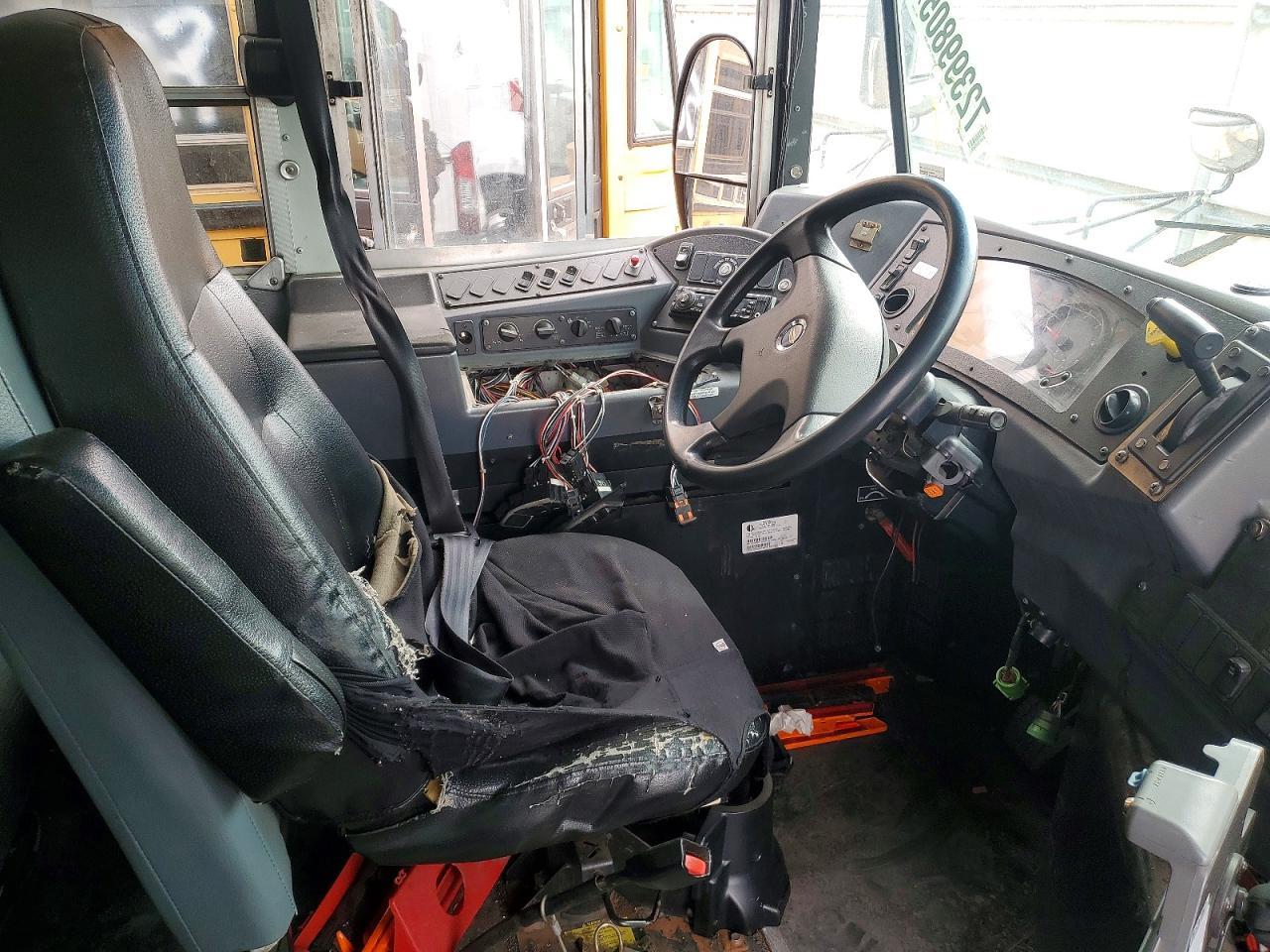 2011 Blubird 2011 Bluebird Vision-School Bus