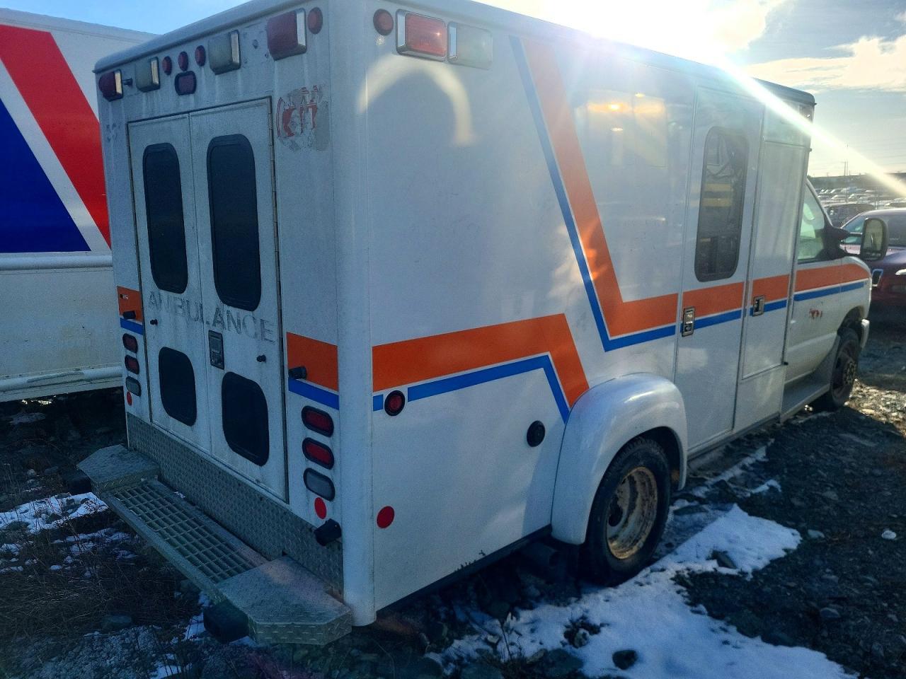 2016 Ford E-350 Ambulance