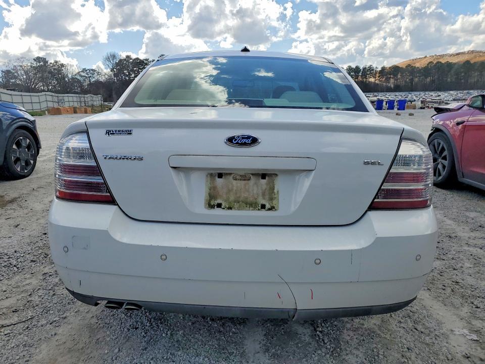 2008 Ford Taurus sel