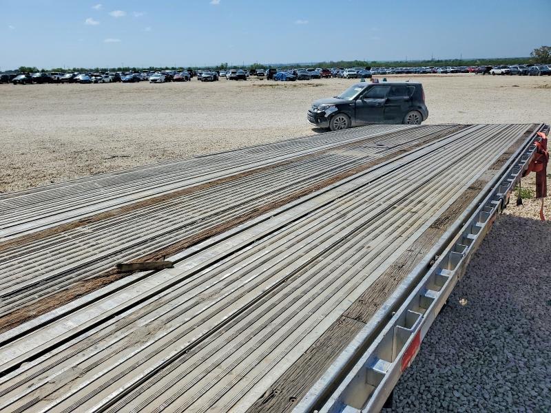 2007 Reitnouer Flatbed Trailer