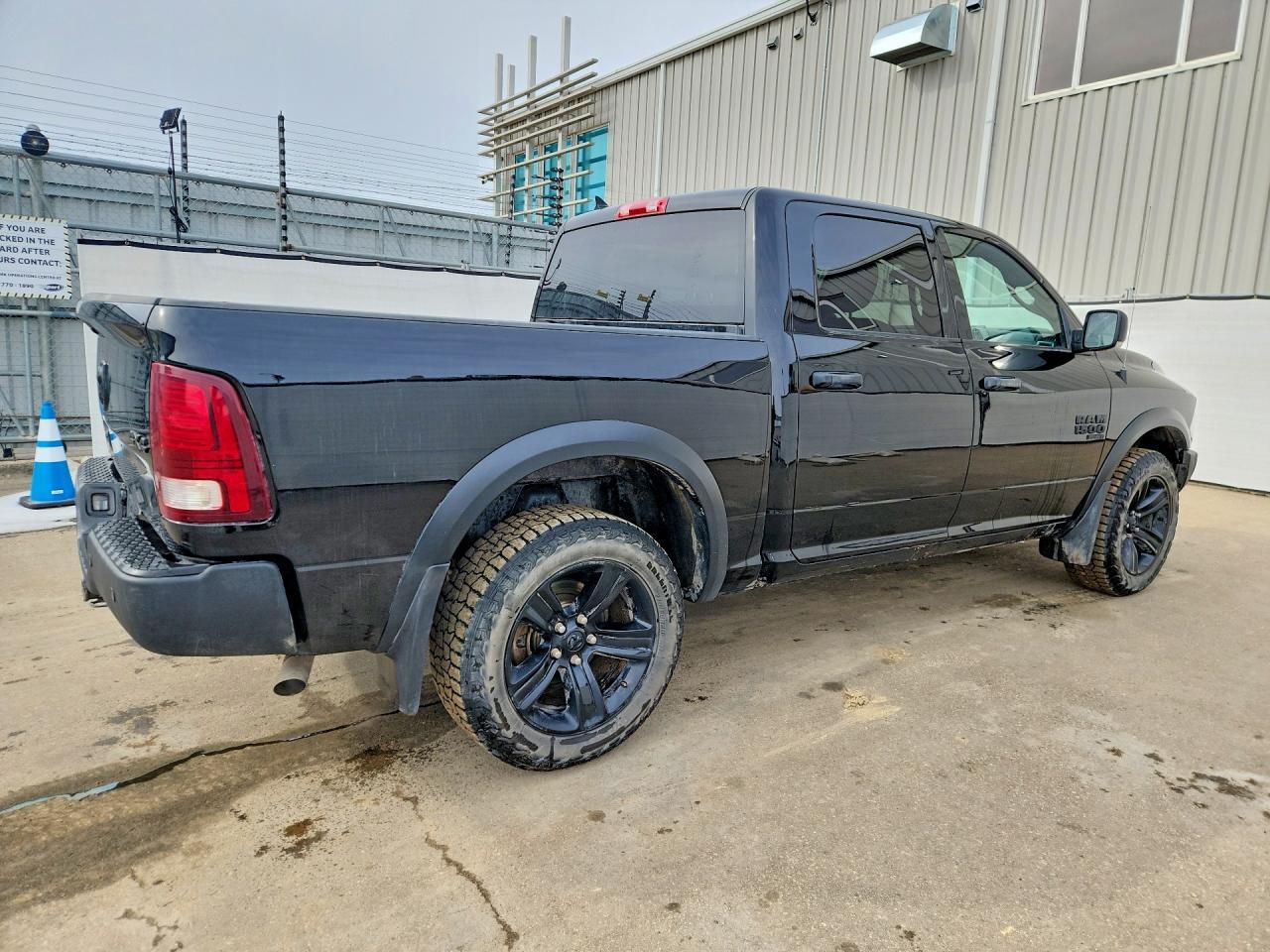 2023 Dodge Ram 1500 Classic slt