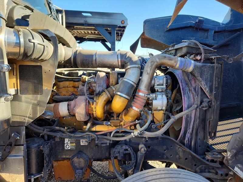 2001 Kenworth W900 Semi Truck
