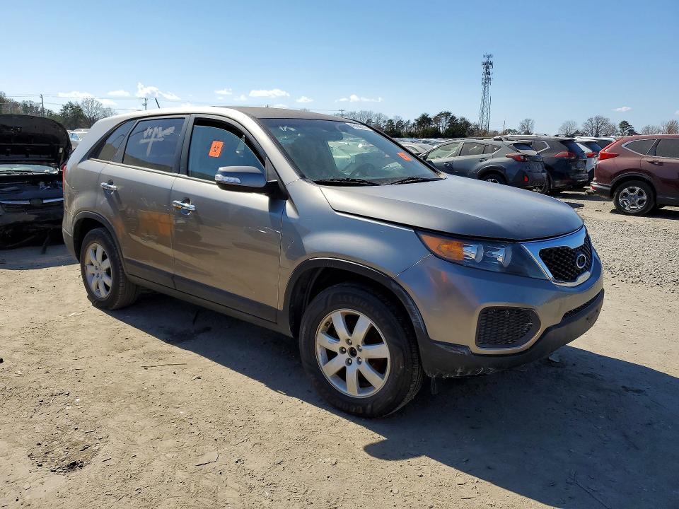 2013 KIA Sorento lx