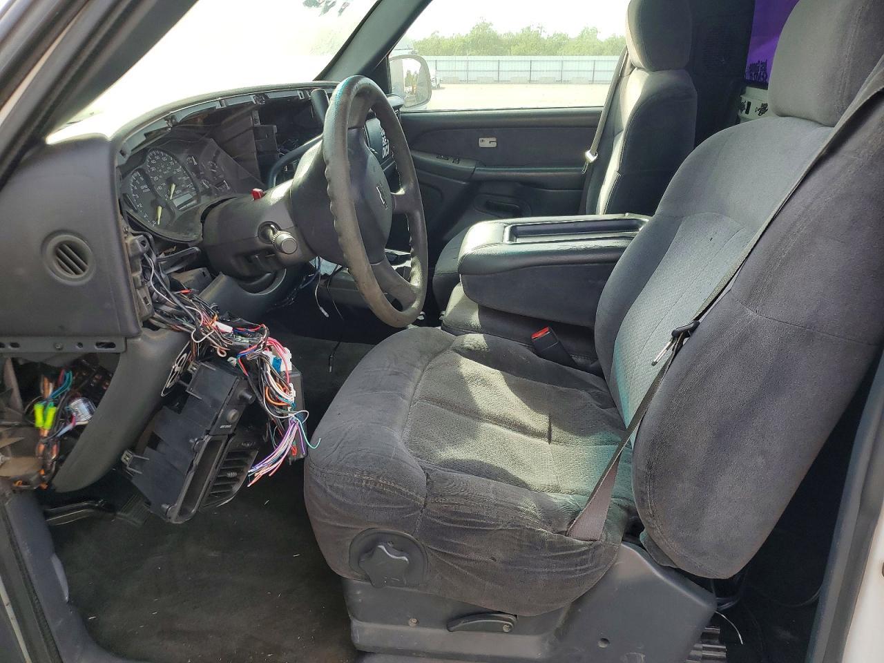 2000 Chevrolet Silverado C1500