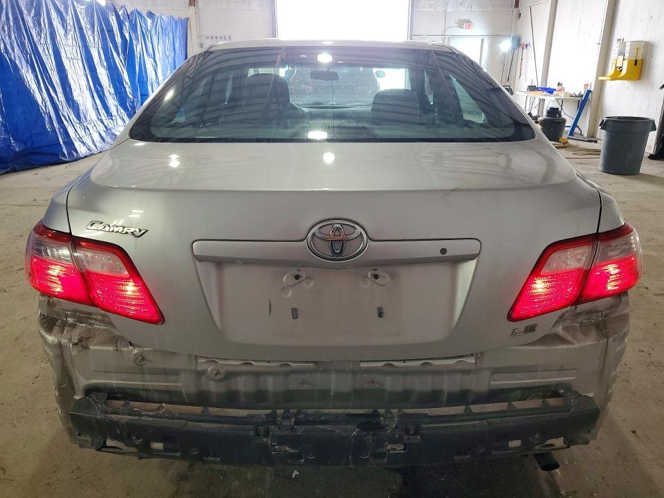 2009 Toyota Camry le