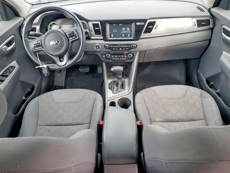 2017 KIA Niro lx