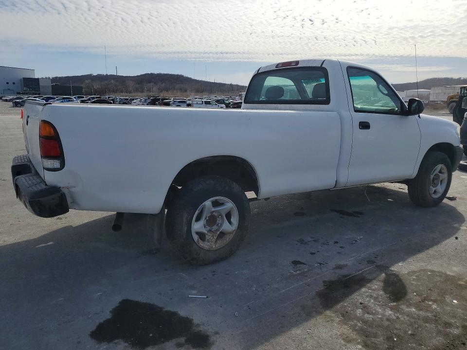 2001 Toyota Tundra Base