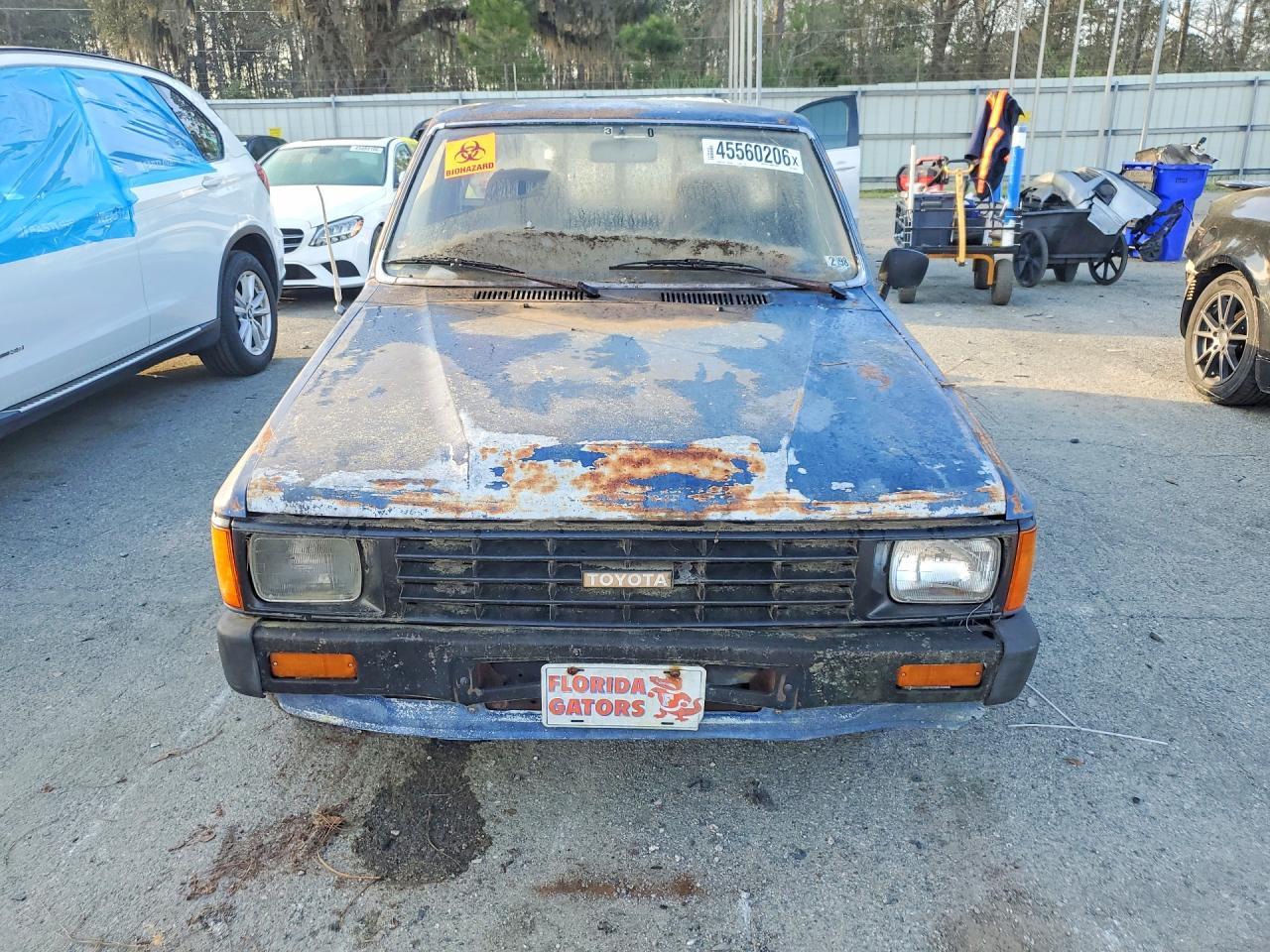 1984 Toyota Pickup Base