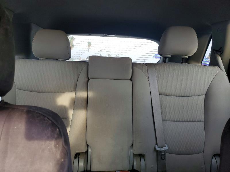 2013 KIA Sorento lx
