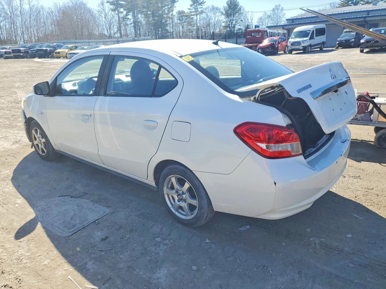 2019 Mitsubishi Mirage G4 es