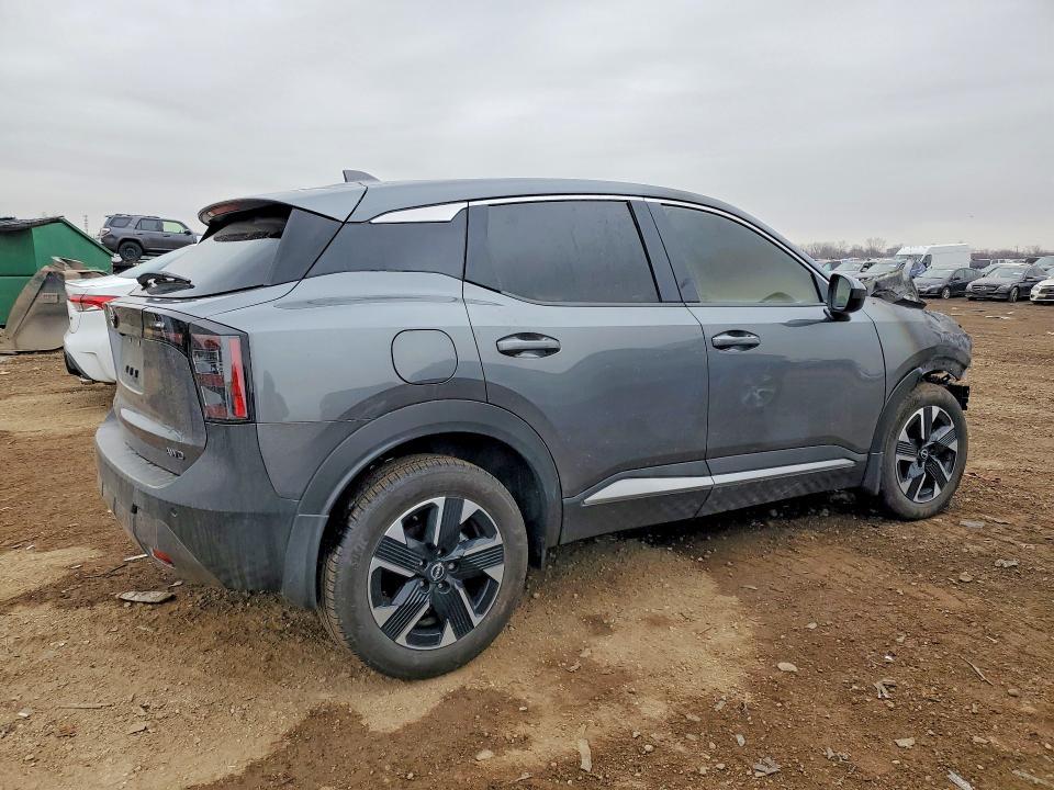 2025 Nissan Kicks sv