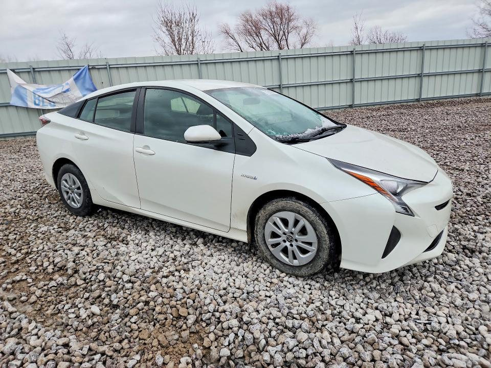 2016 Toyota Prius two