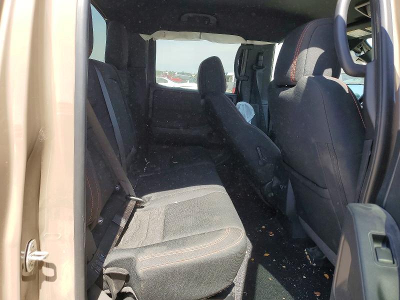 2024 Nissan Frontier Pro-x