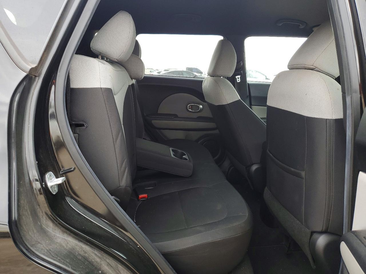 2014 KIA Soul Base
