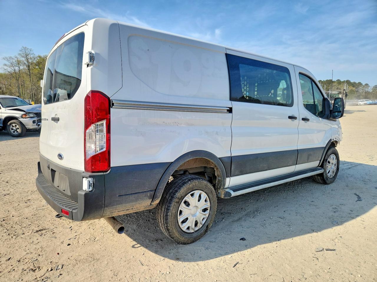 2025 Ford Transit T-250