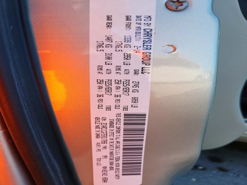 2014 Chrysler Town & Country Touring l