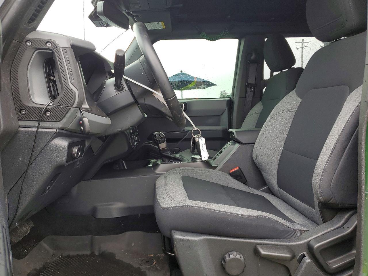 2023 Ford Bronco Base