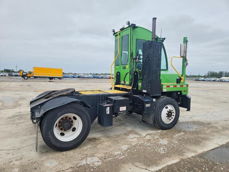 2022 Autc 2022 Autocar Xspotter Yard Truck