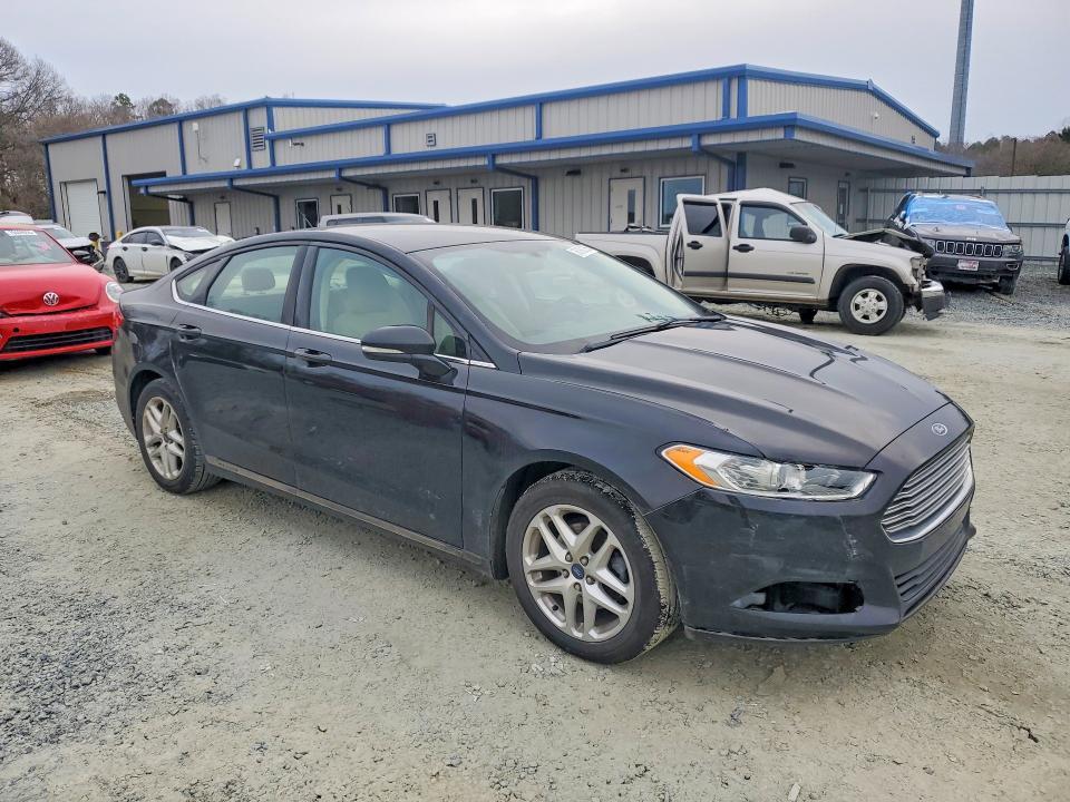 2016 Ford Fusion se