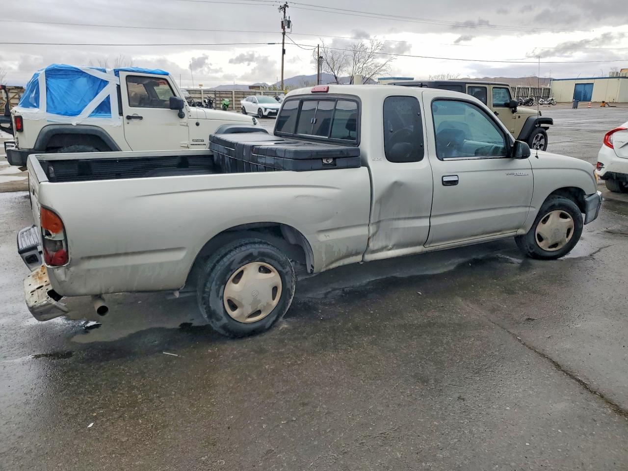 2000 Toyota Tacoma Base