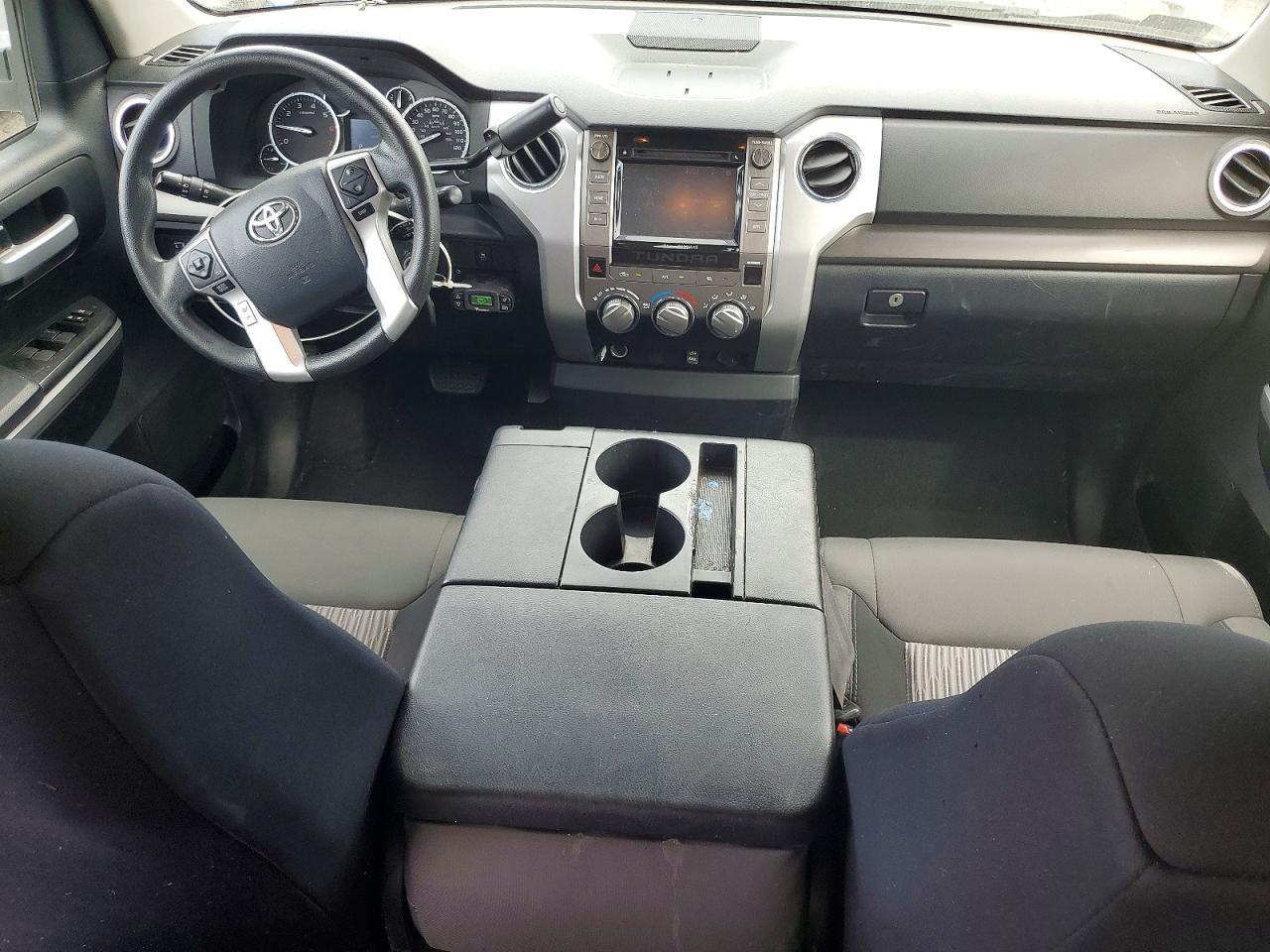 2017 Toyota Tundra SR5