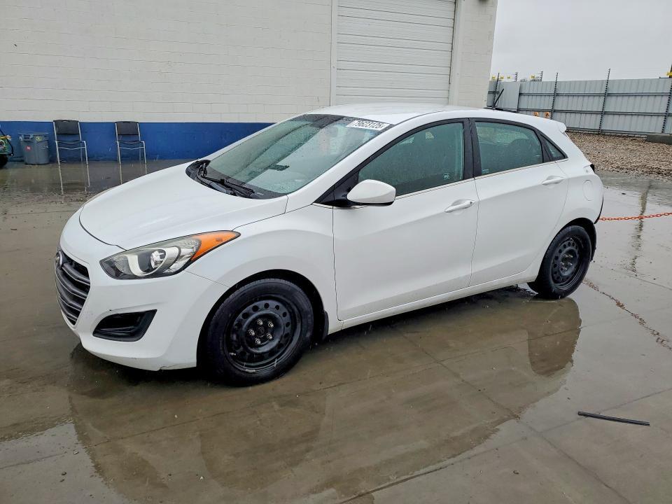 2016 Hyundai Elantra gt Base