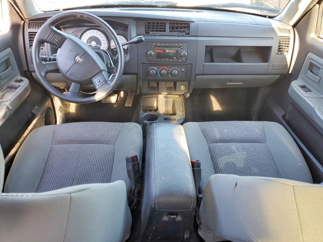 2010 Dodge Dakota sxt