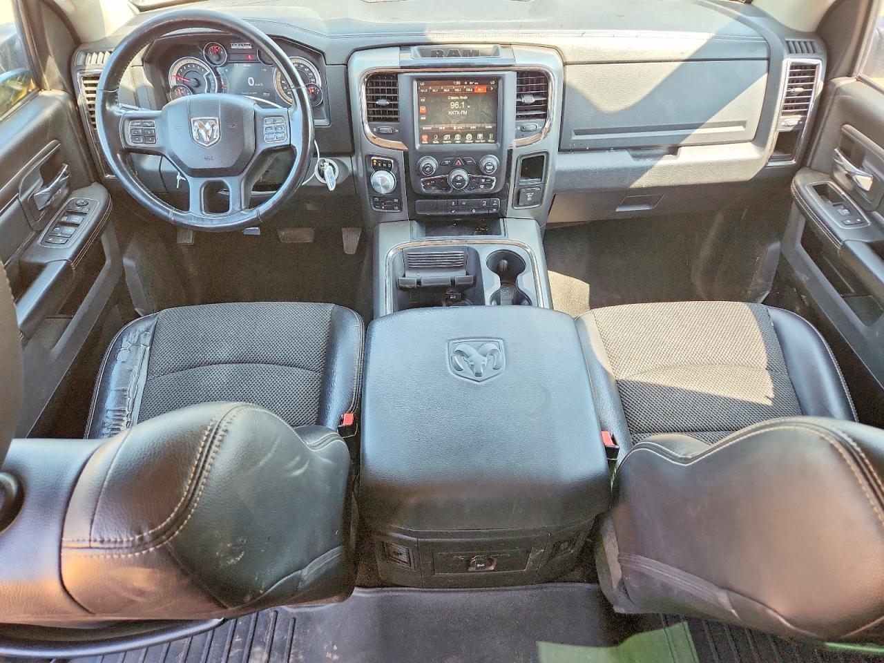 2016 Dodge RAM 1500 Sport