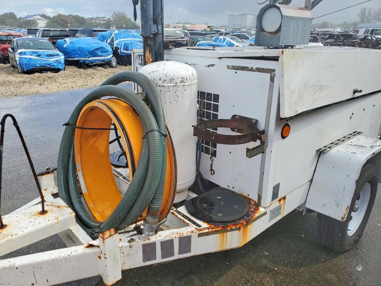 2001 Fenex 2001 Team Fenex Manhole Support Trailer