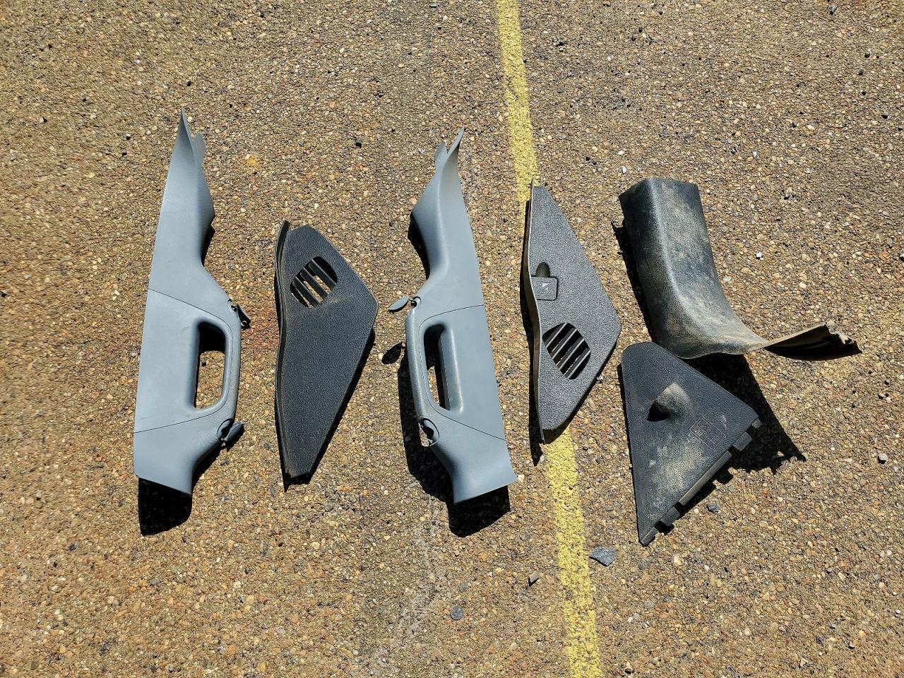 2015 Ford F350 Super Duty Truck Cab AND Chassis