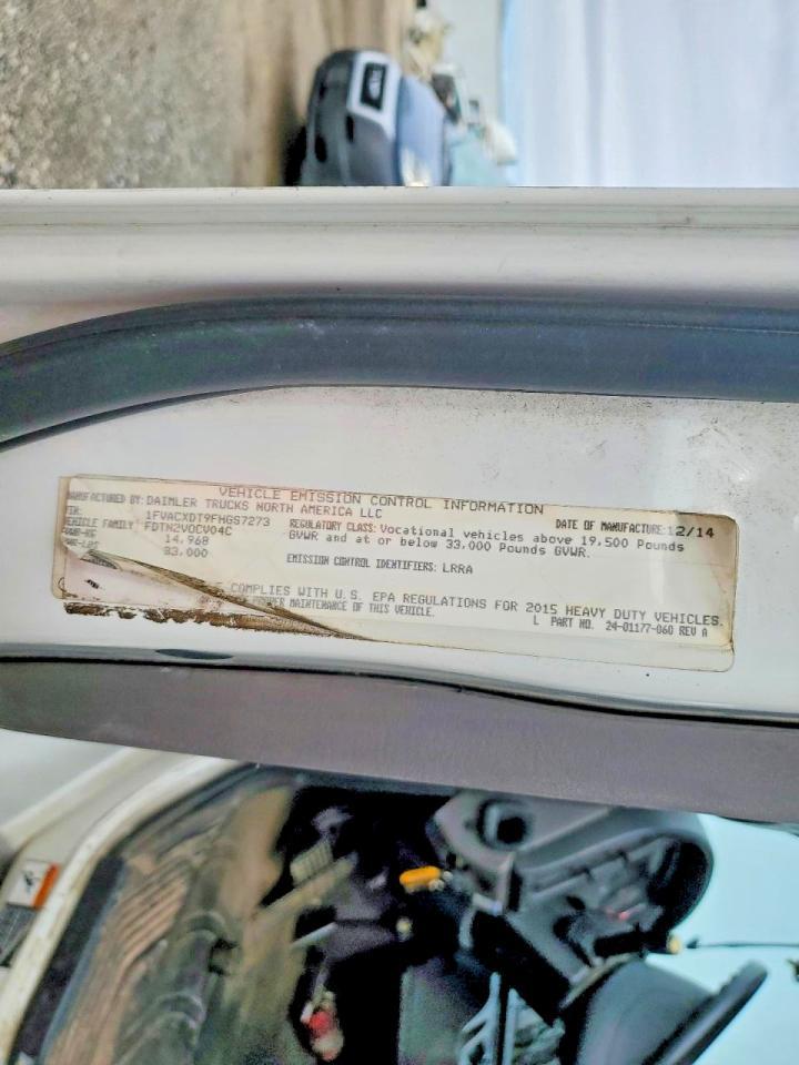 2015 Freightliner Business Class M2 BOX Truck