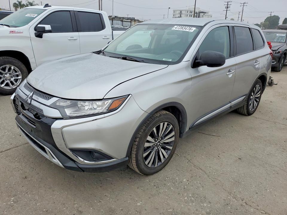 2019 Mitsubishi Outlander es