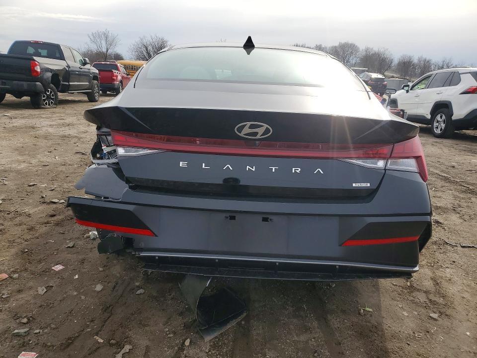 2025 Hyundai Elantra Hybrid Limited