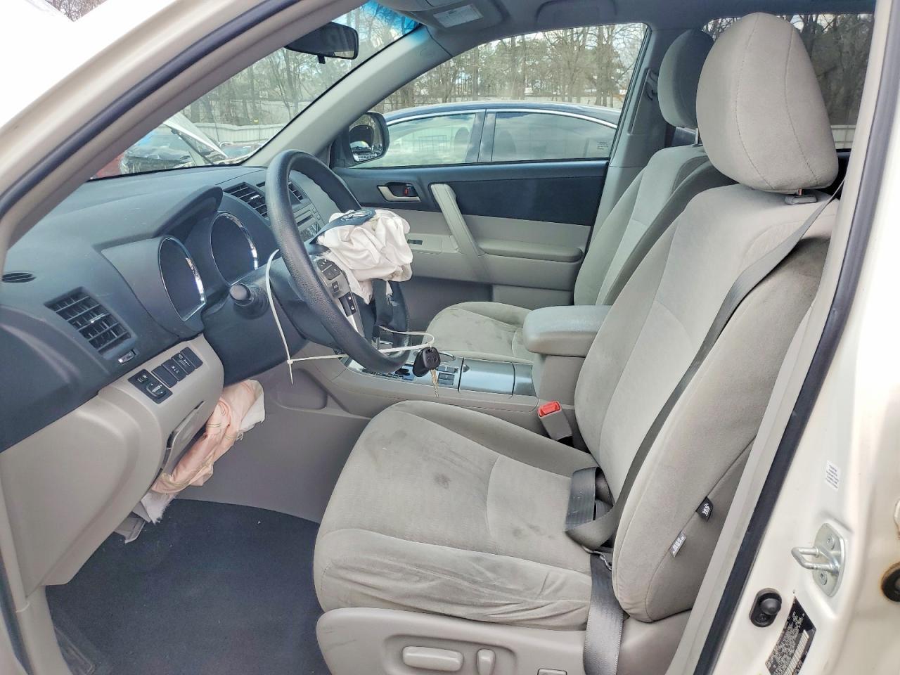 2012 Toyota Highlander Base
