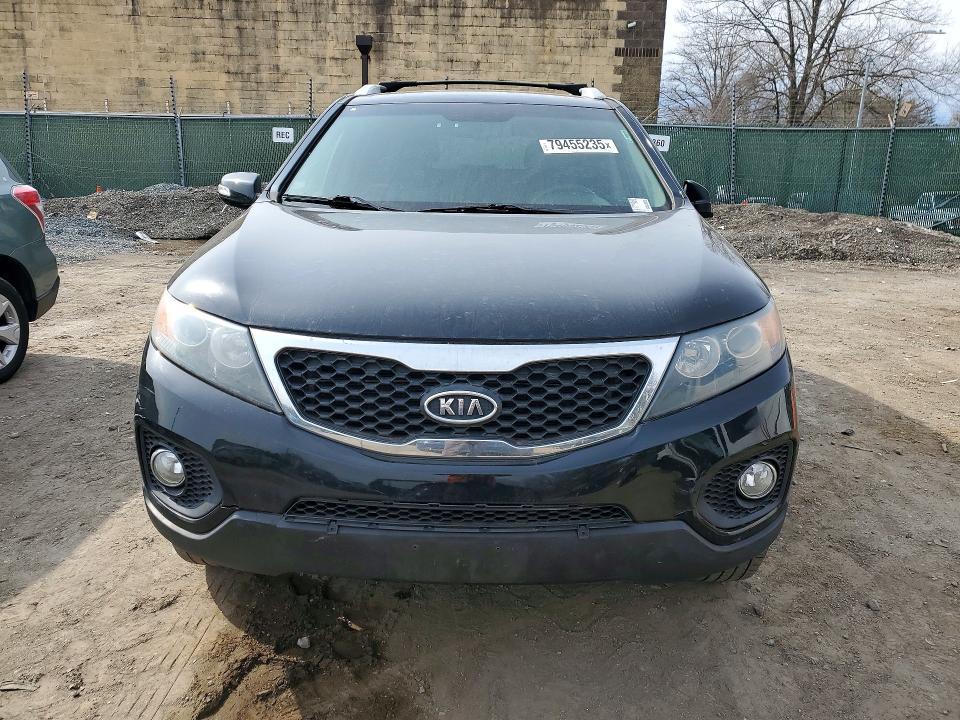 2013 KIA Sorento lx