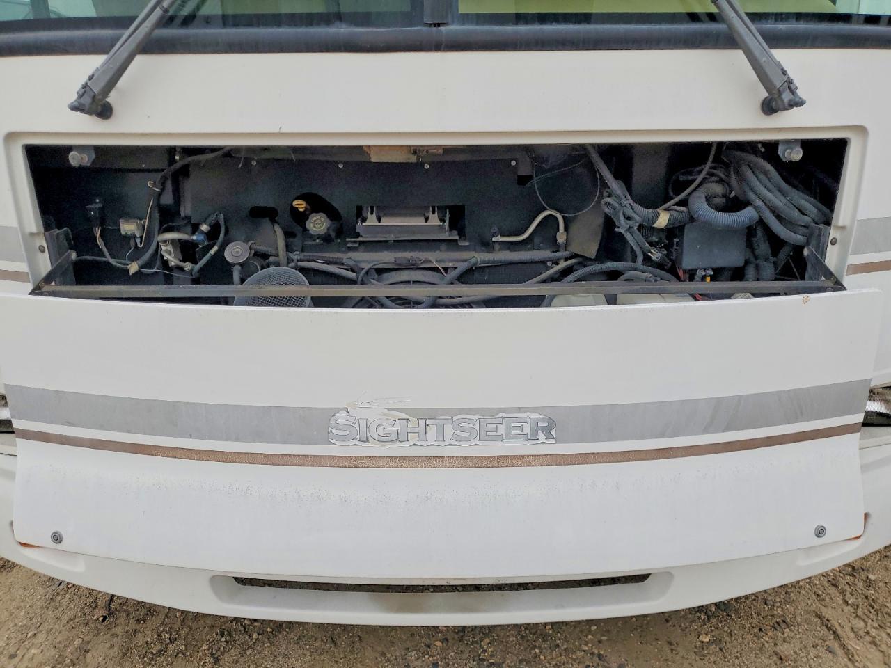 2004 Winnebago Motorhome