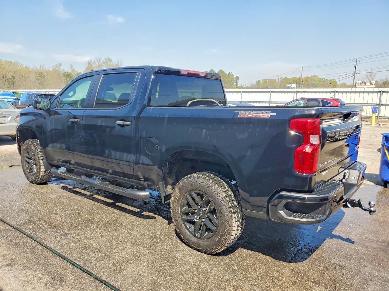 2024 Chevrolet Silverado K1500 Trail Boss Custom