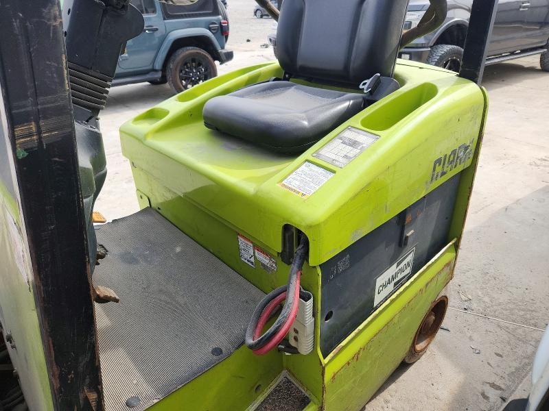 1999 Clark Forklift 1999 Clark ECG20 Forklift