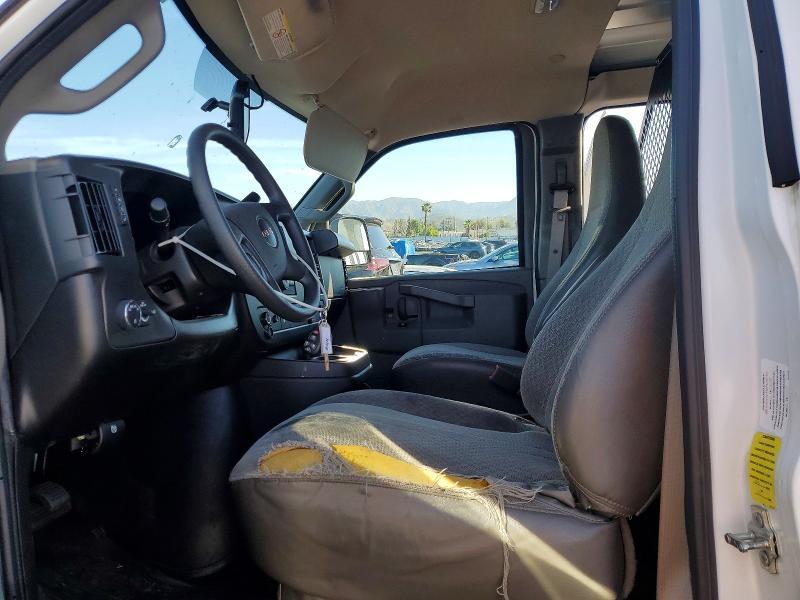 2025 GMC Savana G3500 Delivery van