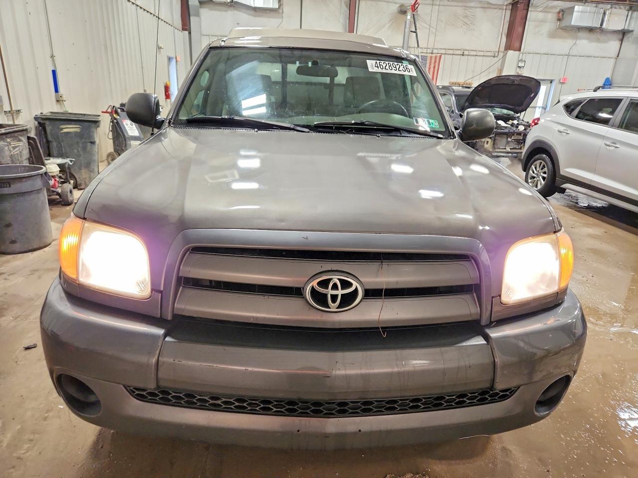 2006 Toyota Tundra Base