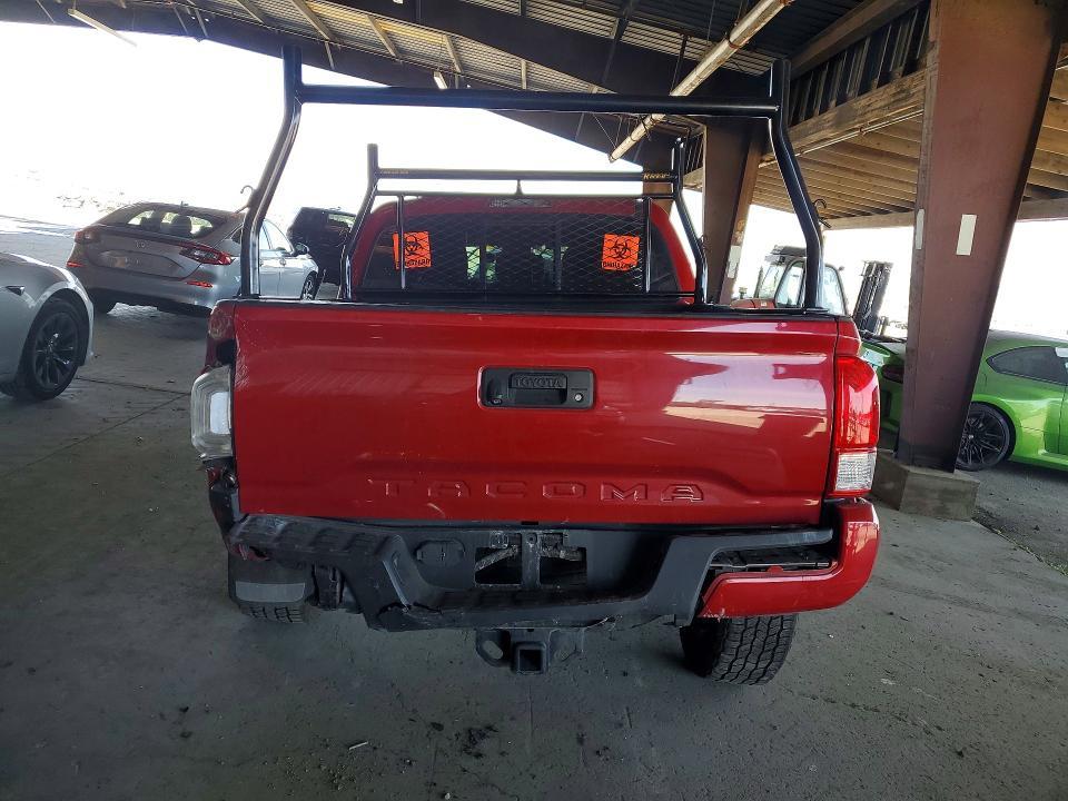 2017 Toyota Tacoma SR V6