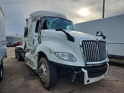 Camiones salvage a la venta en subasta: 2019 International LT625 Semi Truck